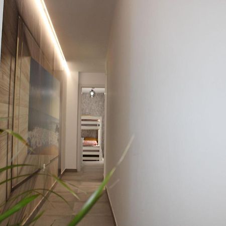 Los Boliches Holidays Suites 丰希罗拉 外观 照片