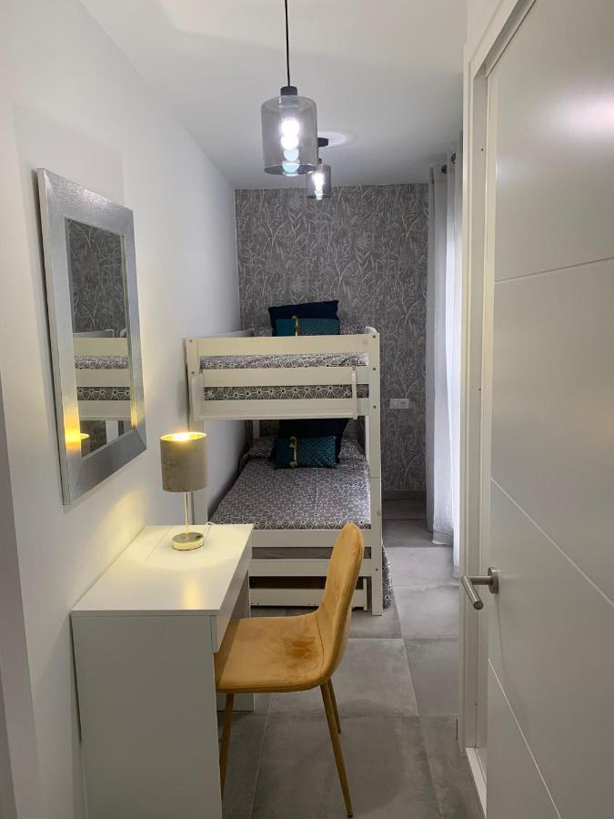 Los Boliches Holidays Suites 丰希罗拉 外观 照片