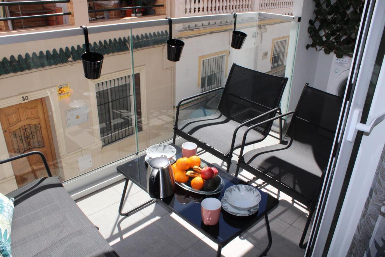 Los Boliches Holidays Suites 丰希罗拉 外观 照片